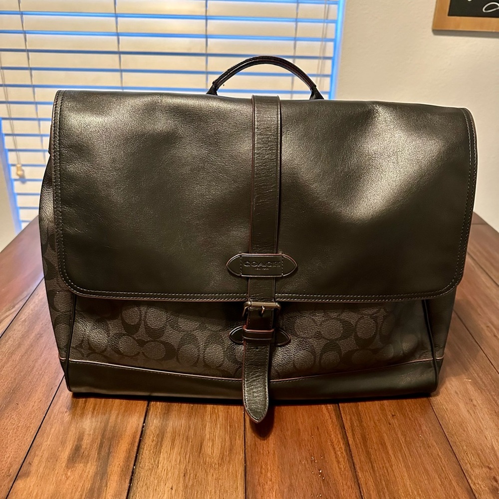 Coach Signature Briefcase. Black and Burgundy. Excellent Pre Loved Condition.